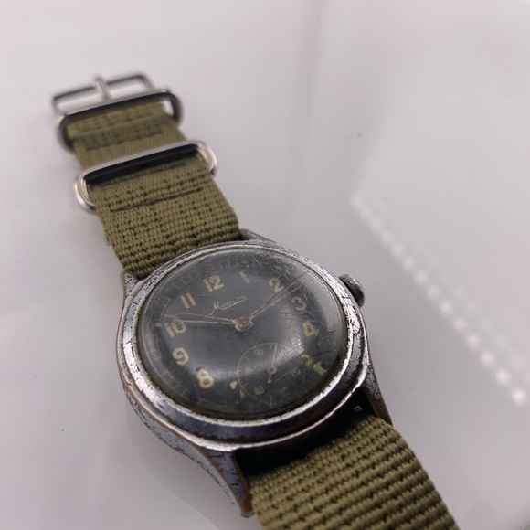 WWII PERIOD men's MINERVA for GERMAN DH MILITARY WRISTWATCH FAIR CONDITION RUNS - Picture 3 of 3